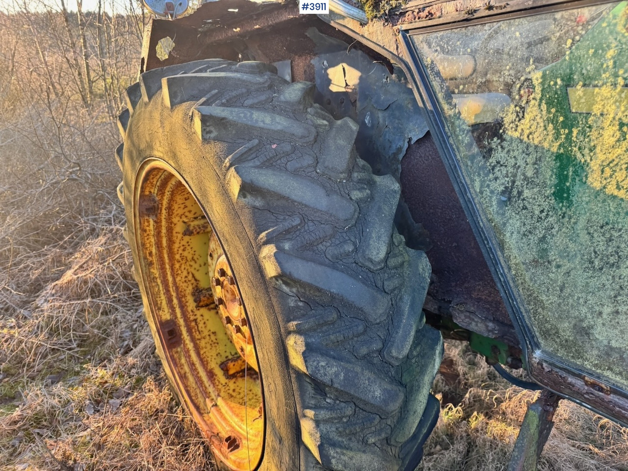 Farm tractor Ca. 1985 John Deere 4x2: picture 8