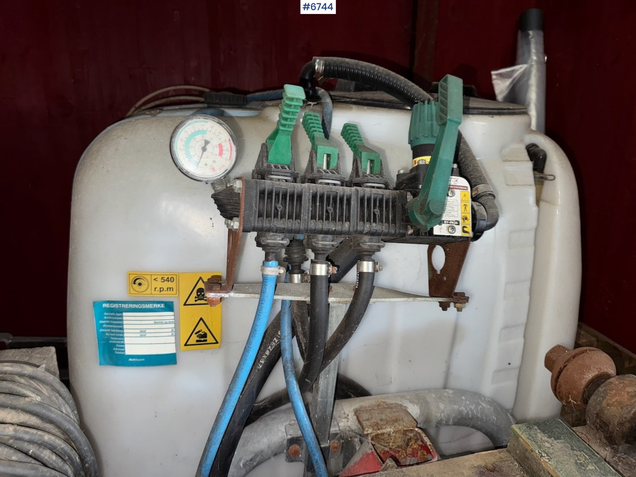 Field sprayer 8 meters - Sprayer: picture 2 Field sprayer 8 meters - Sprayer: picture 2