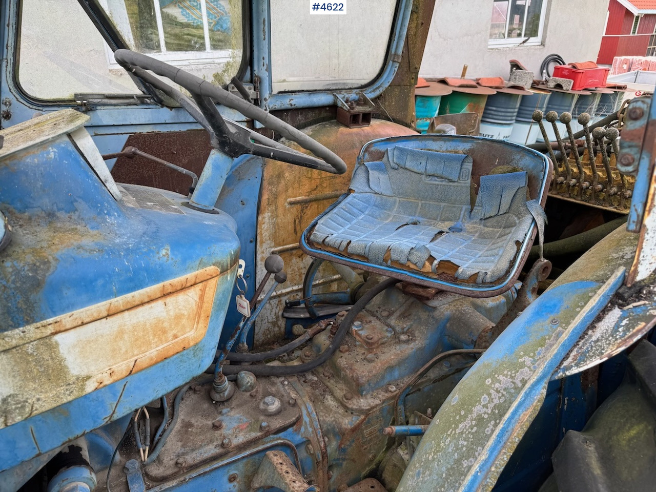 Farm tractor Ford 5000 Backhoe Loader.: picture 12