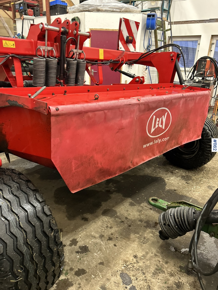 Lely 320 PC Mower - Hay and forage equipment: picture 3 Lely 320 PC Mower - Hay and forage equipment: picture 3