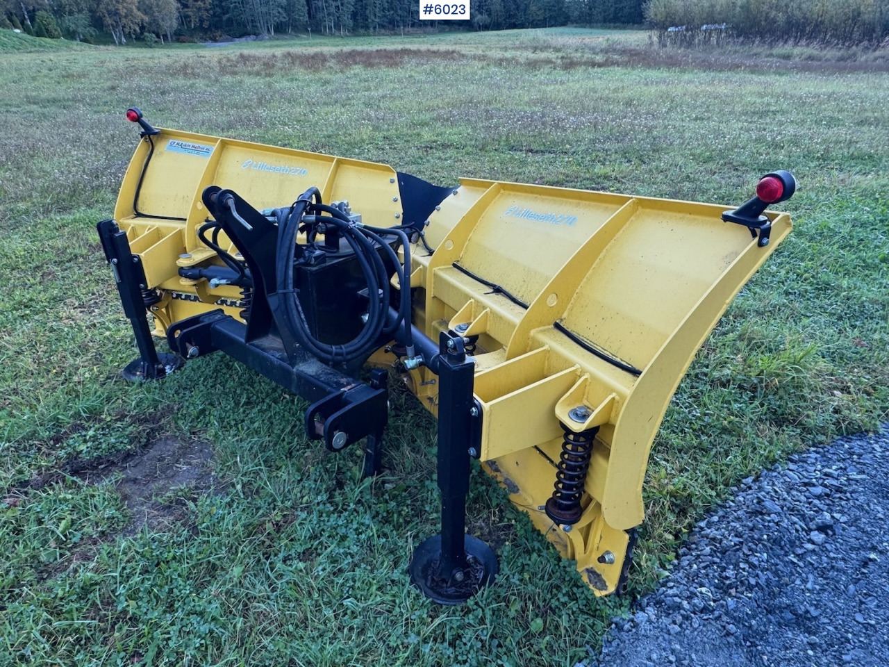 Lilleseth V-plow 270 w/ 3rd and 4th function! - Municipal/ Special vehicle: picture 3 Lilleseth V-plow 270 w/ 3rd and 4th function! - Municipal/ Special vehicle: picture 3