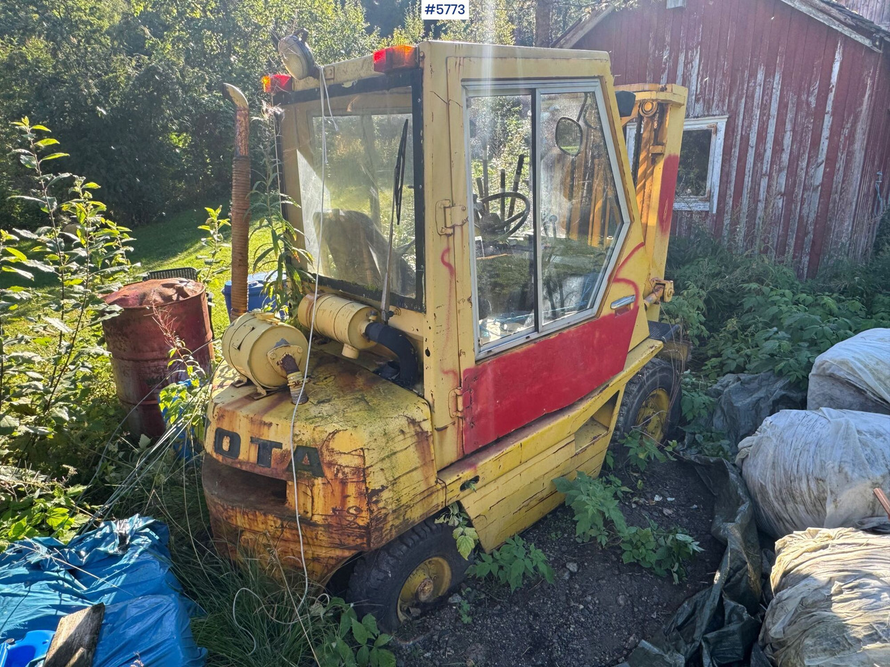 Toyota 02-3FD25 Truck. Repair object - Forklift: picture 3 Toyota 02-3FD25 Truck. Repair object - Forklift: picture 3