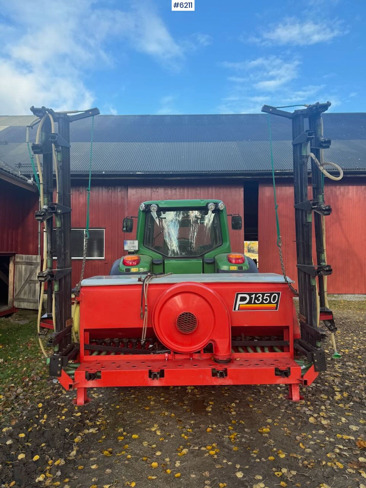 Tume P1350 - Fertilizer spreader: picture 1 Tume P1350 - Fertilizer spreader: picture 1