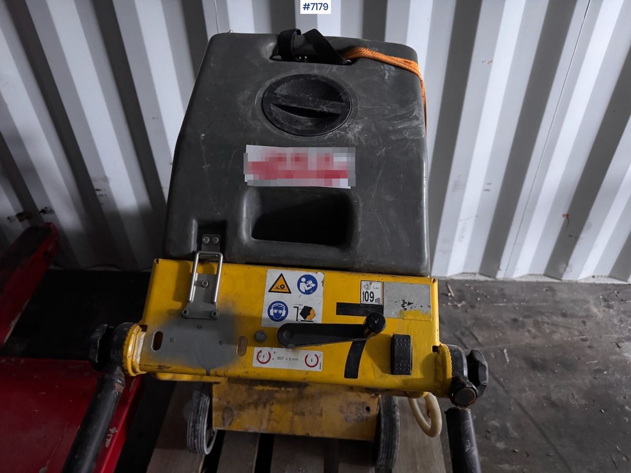 Wacker Neuson BFS1350 - Asphalt machine: picture 5 Wacker Neuson BFS1350 - Asphalt machine: picture 5