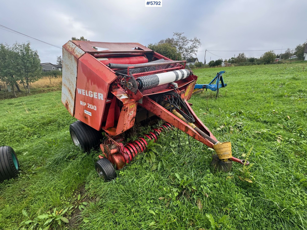 Welger RP 200 Mastercut round baler. Partially repaired object. - Hay and forage equipment: picture 1 Welger RP 200 Mastercut round baler. Partially repaired object. - Hay and forage equipment: picture 1