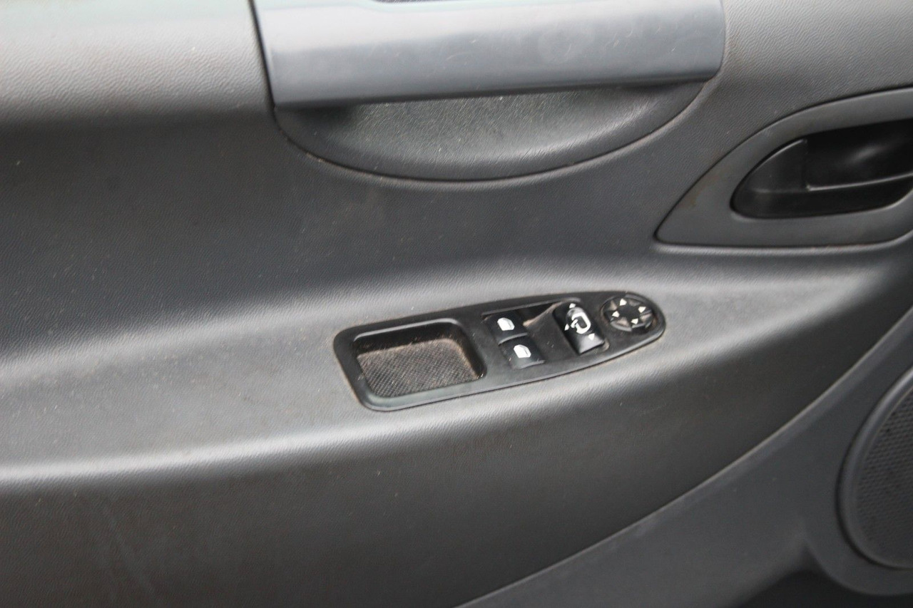 Fiat Scudo L2 H2 Multicab Klima Kamera - Passenger van: picture 4 Fiat Scudo L2 H2 Multicab Klima Kamera - Passenger van: picture 4