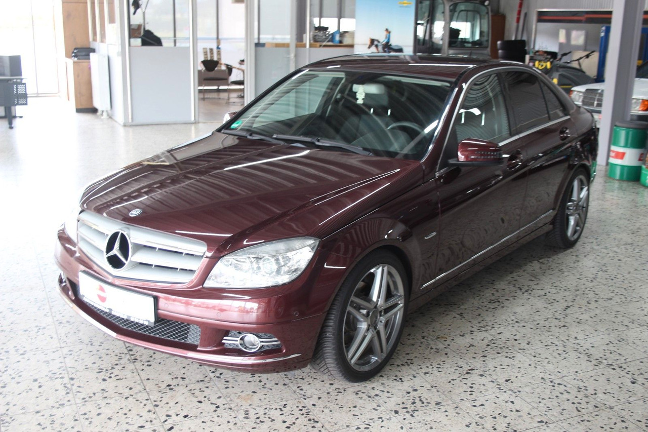 Mercedes-Benz C 230 Avantgarde Automatik sehr gepflegt! 130tKM - Sedan: picture 4 Mercedes-Benz C 230 Avantgarde Automatik sehr gepflegt! 130tKM - Sedan: picture 4