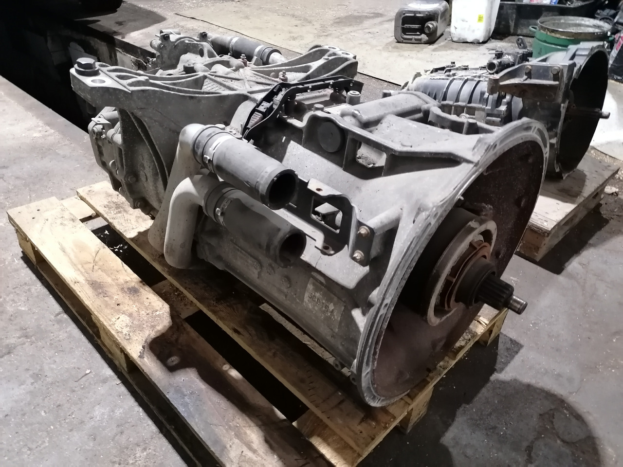 Mercedes-Benz Actros MP-4 gearbox G211-12+Retarder REPAIRED - Gearbox: picture 1 Mercedes-Benz Actros MP-4 gearbox G211-12+Retarder REPAIRED - Gearbox: picture 1