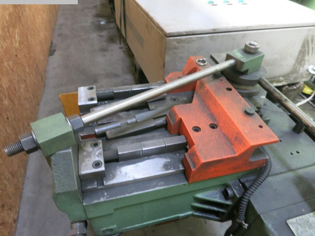 BEMA G45_cn-d - Metalworking machinery: picture 3 BEMA G45_cn-d - Metalworking machinery: picture 3