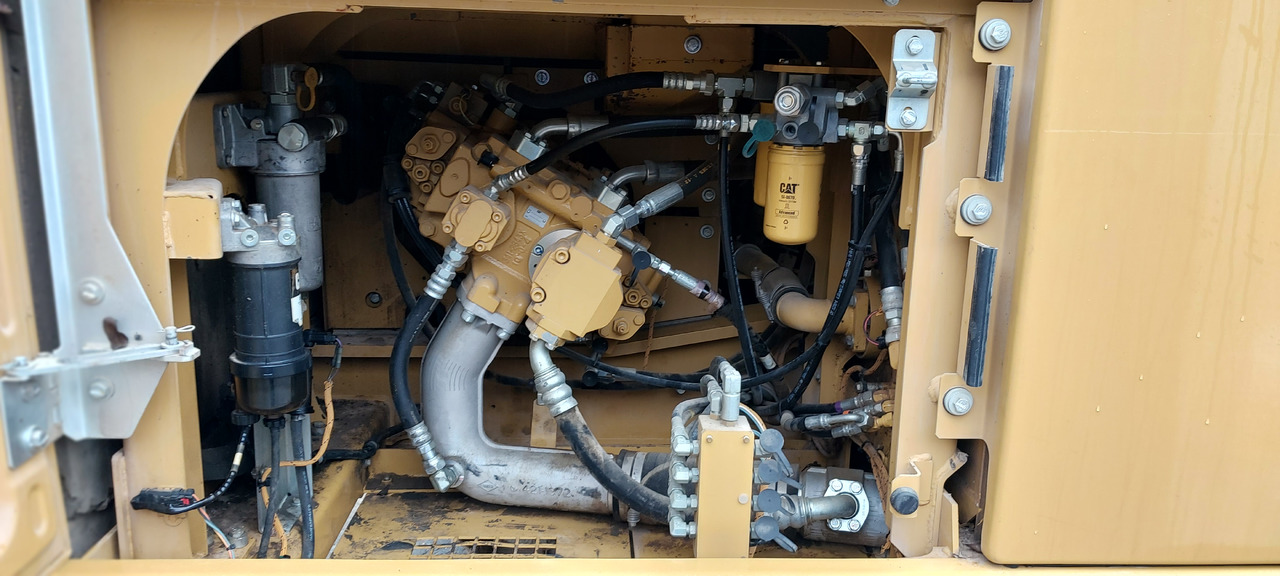 Leasing of CATERPILLAR 326F CATERPILLAR 326F: picture 9
