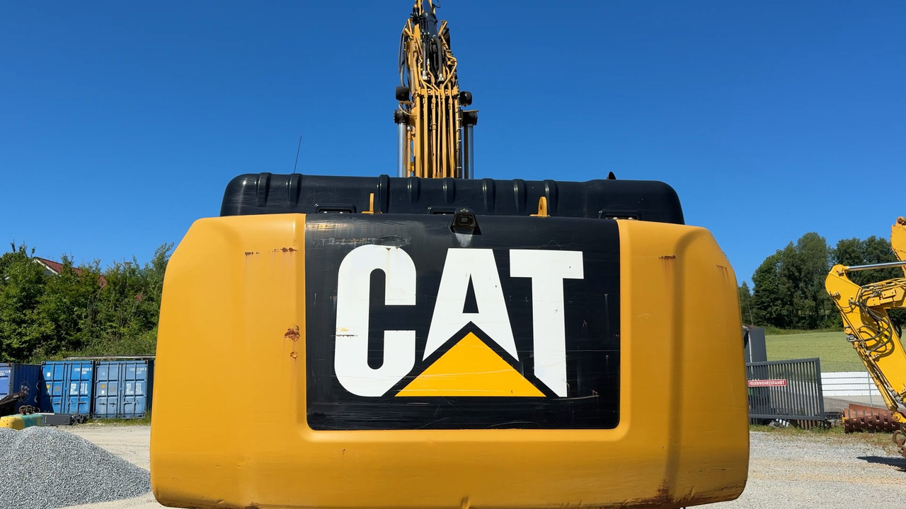 CATERPILLAR 326F - Crawler excavator: picture 3 CATERPILLAR 326F - Crawler excavator: picture 3
