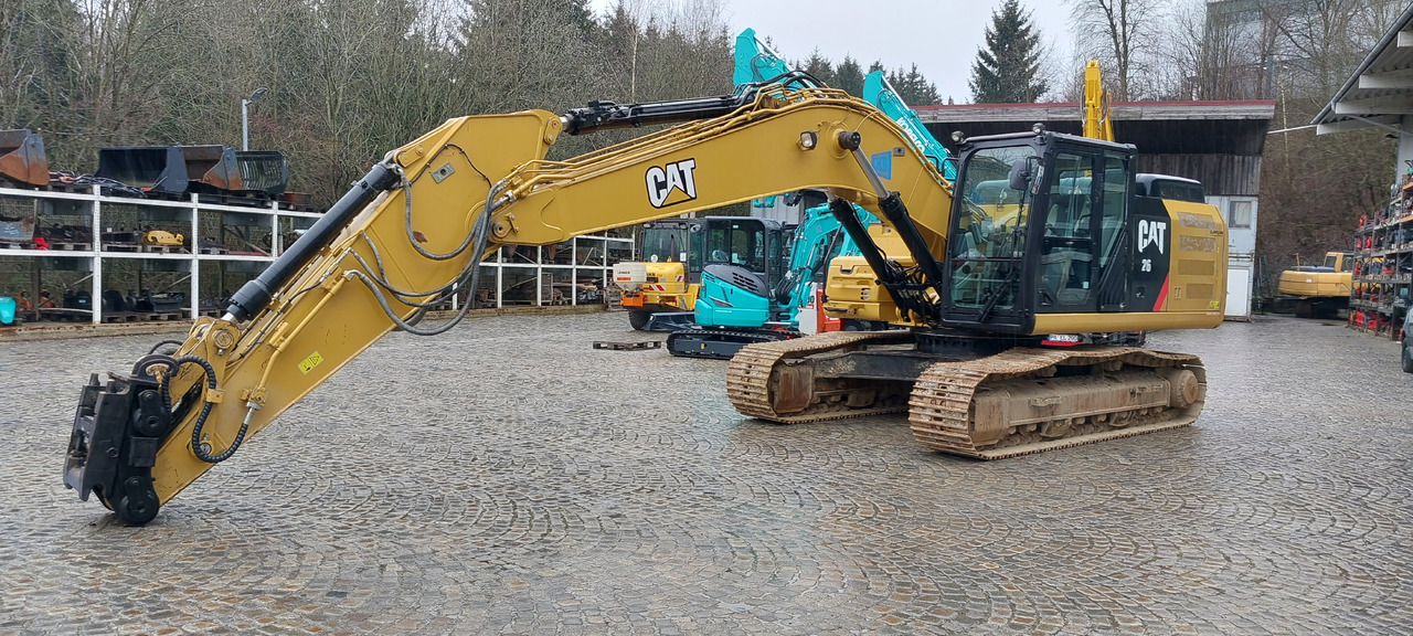 CATERPILLAR 326F - Crawler excavator: picture 2 CATERPILLAR 326F - Crawler excavator: picture 2