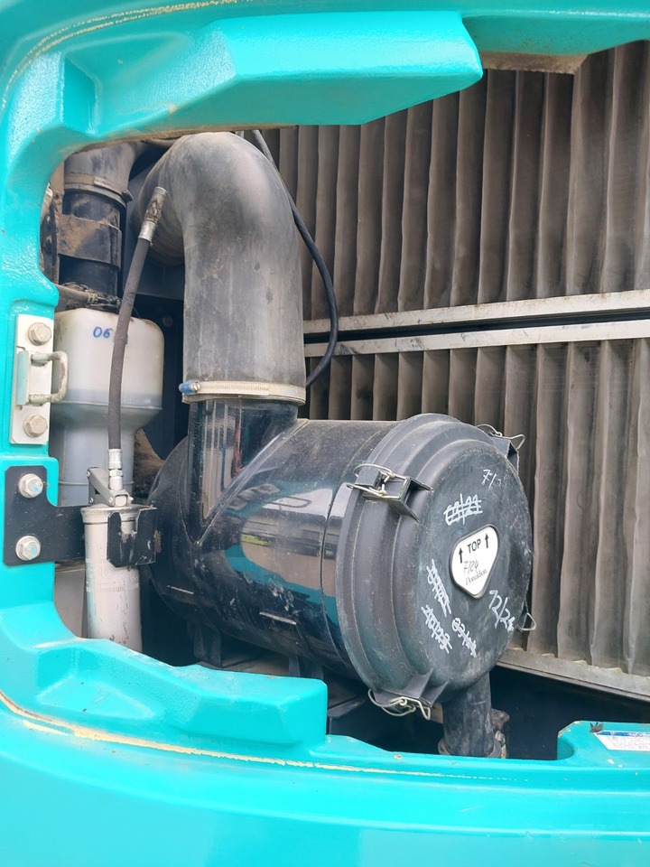 Crawler excavator Kobelco SK230SRLC-5: picture 13