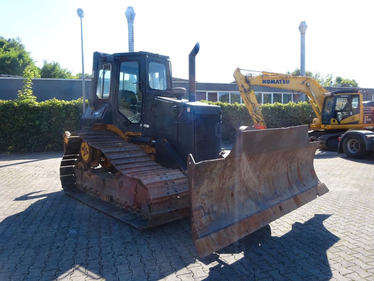 CAT D4H Raupe Planierschild nur 1989 Arbeitsstunden - Bulldozer: picture 1 CAT D4H Raupe Planierschild nur 1989 Arbeitsstunden - Bulldozer: picture 1