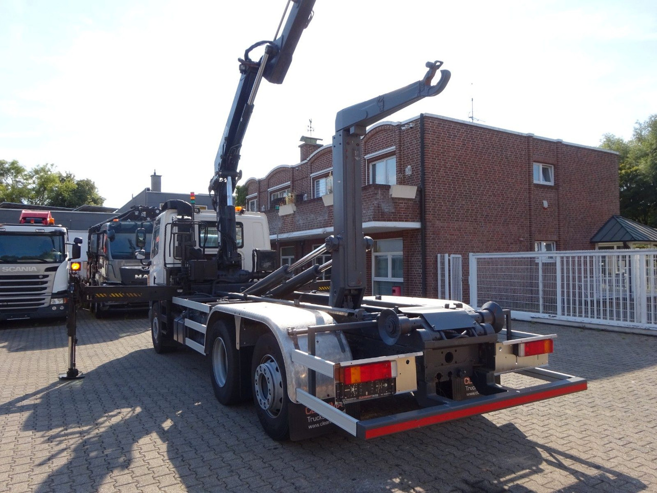 DAF 28-250 CF Abroller + HIA B195-3 Kran - Hook lift truck, Crane truck: picture 5 DAF 28-250 CF Abroller + HIA B195-3 Kran - Hook lift truck, Crane truck: picture 5