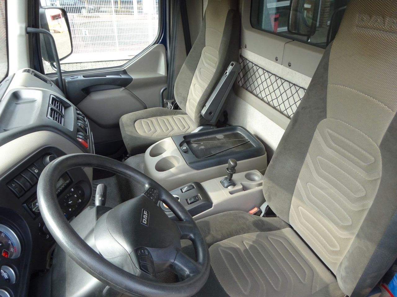 New Tipper DAF LF 45.210 Kipper 4x2: picture 19