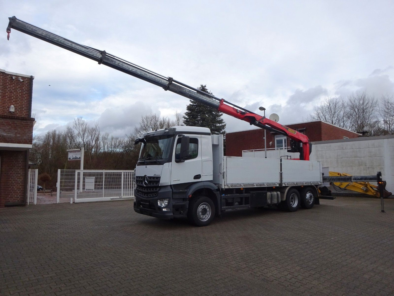 Mercedes-Benz 2648 Baustoffpritsche + PK 23001 TEC3 Kran Mercedes-Benz 2648 Baustoffpritsche + PK 23001 TEC3 Kran - Crane truck, Dropside/ Flatbed truck: picture 5 Mercedes-Benz 2648 Baustoffpritsche + PK 23001 TEC3 Kran Mercedes-Benz 2648 Baustoffpritsche + PK 23001 TEC3 Kran - Crane truck, Dropside/ Flatbed truck: picture 5