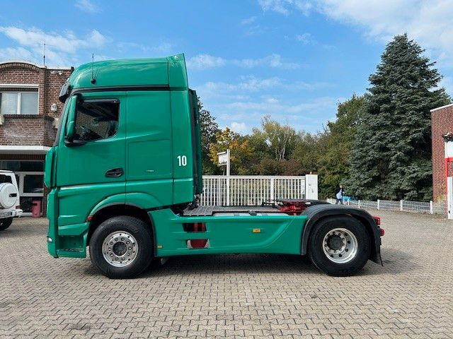 Mercedes-Benz 1851 Actros SZM mit Kipper-Pumpe 4x2 - Tractor unit: picture 3 Mercedes-Benz 1851 Actros SZM mit Kipper-Pumpe 4x2 - Tractor unit: picture 3