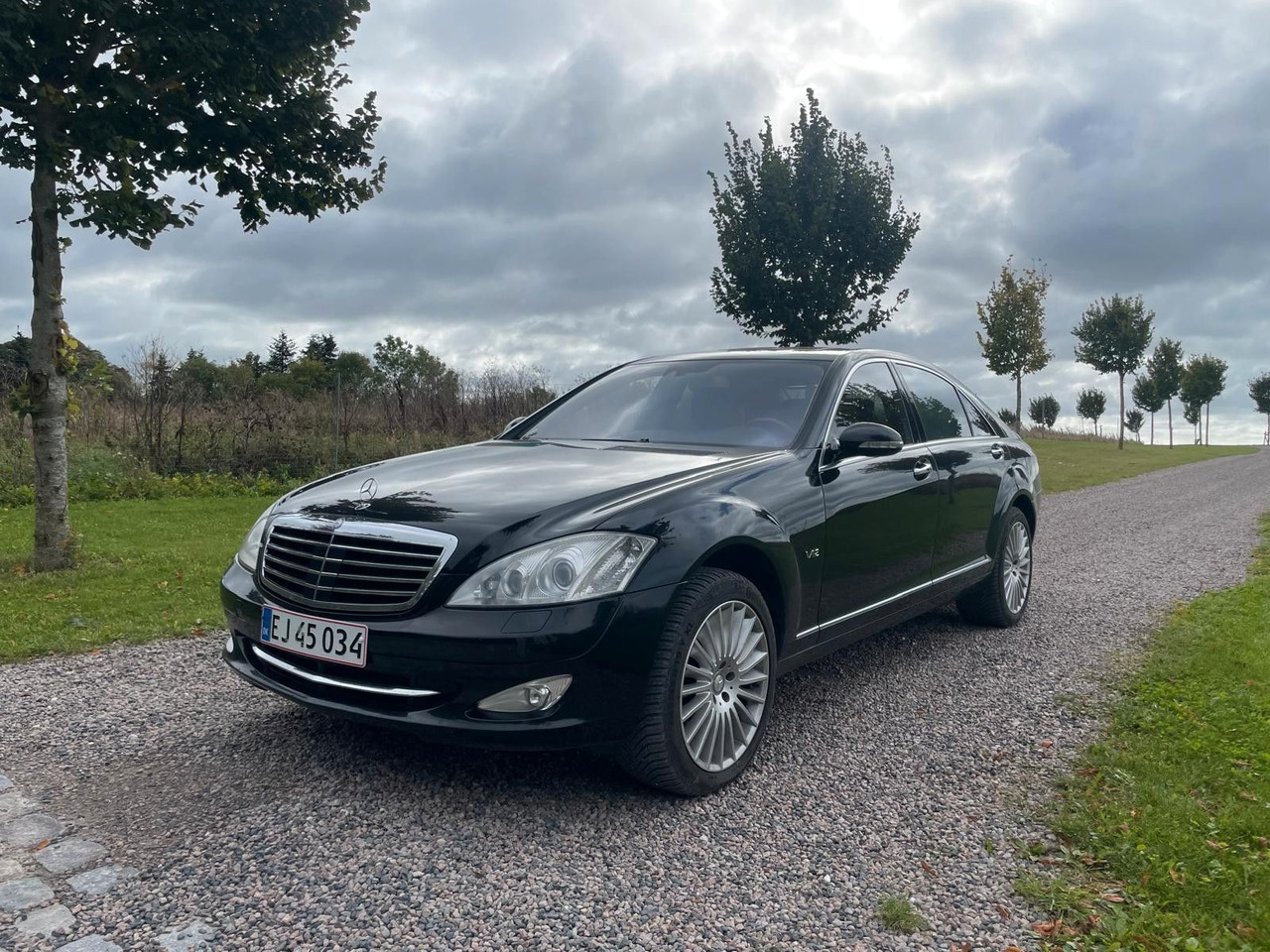 Mercedes-Benz S 600 S-Klasse Limousine - Station wagon: picture 1 Mercedes-Benz S 600 S-Klasse Limousine - Station wagon: picture 1