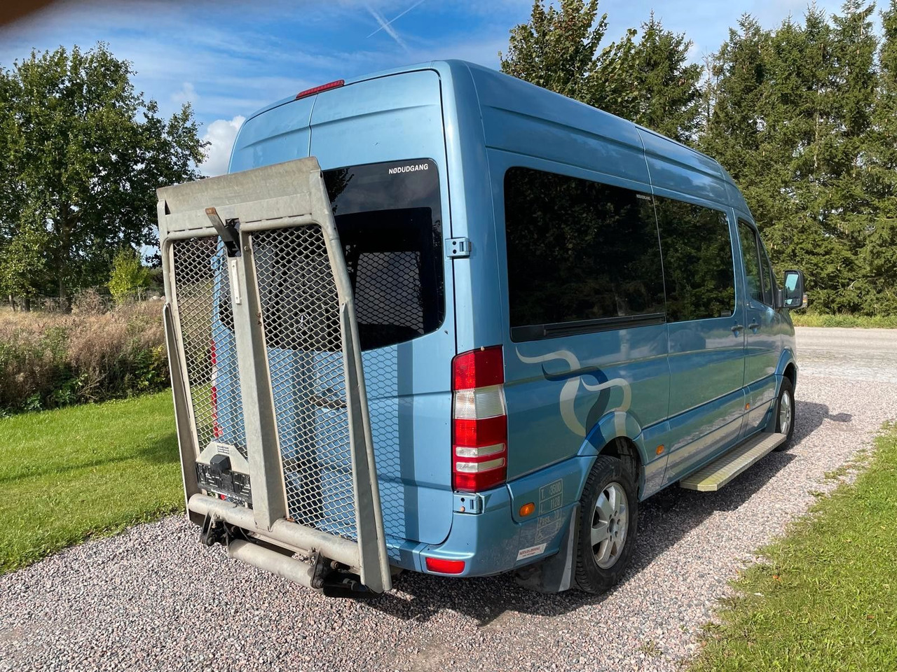 Mercedes-Benz Sprinter 316 CDI AUT *BUS+lift * 9 bis 11 sitze - Passenger van: picture 5 Mercedes-Benz Sprinter 316 CDI AUT *BUS+lift * 9 bis 11 sitze - Passenger van: picture 5