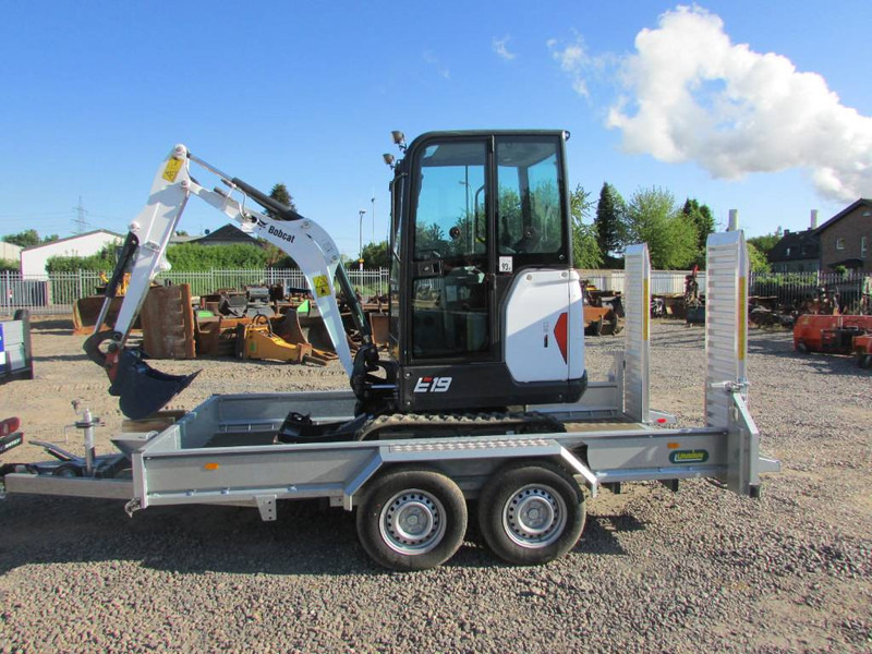 Bobcat E 19 + Anhänger Unsinn 3618-35-14 - Mini excavator: picture 1 Bobcat E 19 + Anhänger Unsinn 3618-35-14 - Mini excavator: picture 1