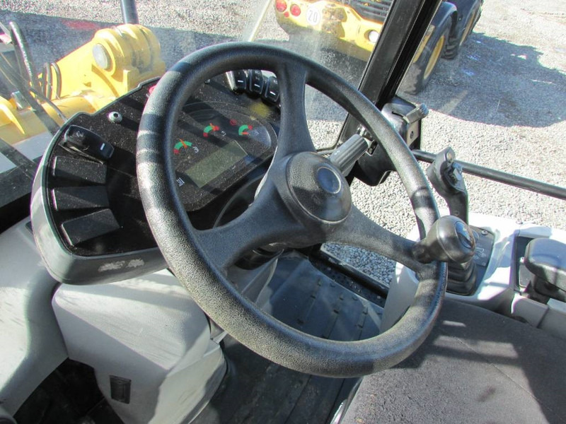 Leasing of Cat 906 M Radlader 29.500 EUR Cat 906 M Radlader 29.500 EUR: picture 8 Leasing of Cat 906 M Radlader 29.500 EUR Cat 906 M Radlader 29.500 EUR: picture 8