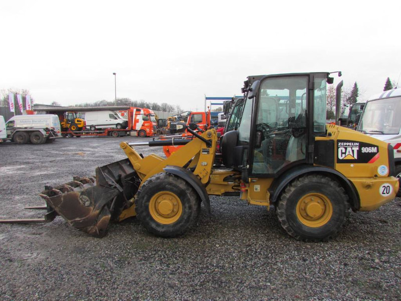 Cat 906 M Radlader 29.500 EUR - Wheel loader: picture 1 Cat 906 M Radlader 29.500 EUR - Wheel loader: picture 1