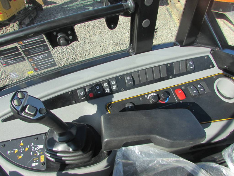 Wheel loader JCB 409 Radlader 46.500 EUR: picture 11