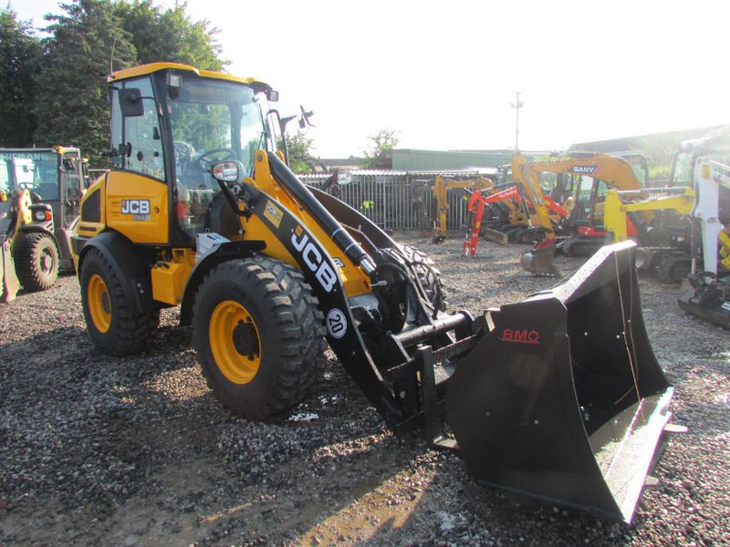 JCB 409 Radlader 46.500 EUR - Wheel loader: picture 5 JCB 409 Radlader 46.500 EUR - Wheel loader: picture 5