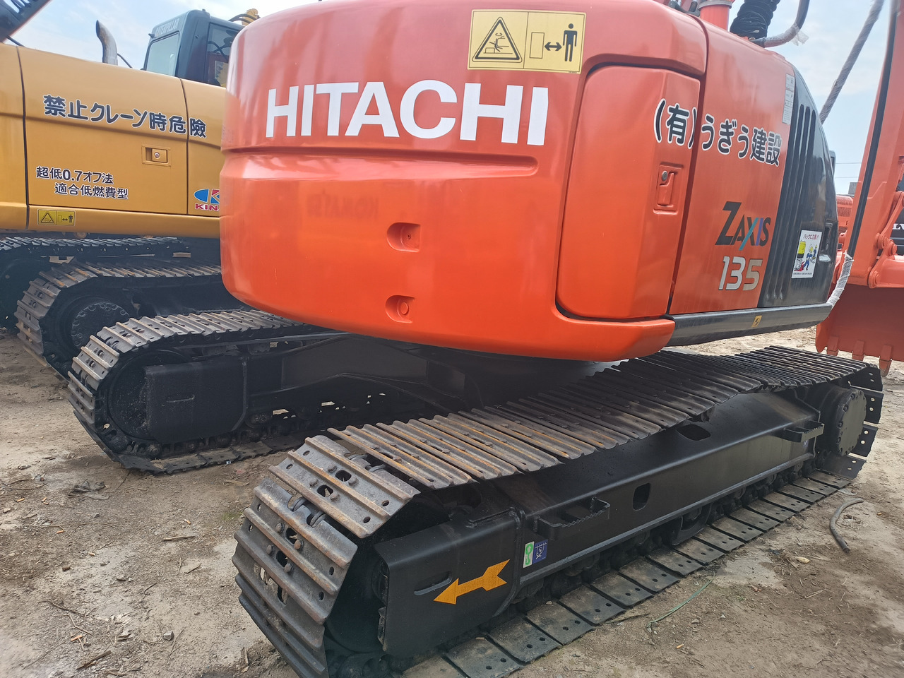 HITACHI ZX135 - Crawler excavator: picture 3 HITACHI ZX135 - Crawler excavator: picture 3