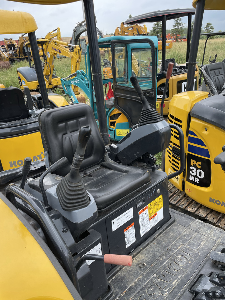 Mini excavator KOMATSU PC20MR-3: picture 6