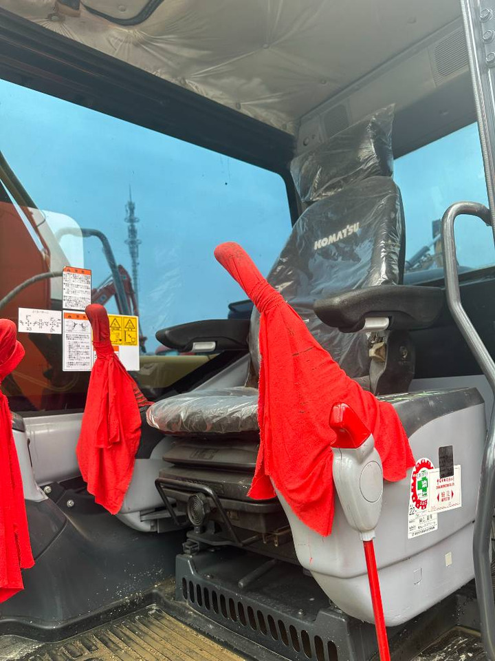 Komatsu PC 130  - Mini excavator: picture 3 Komatsu PC 130  - Mini excavator: picture 3