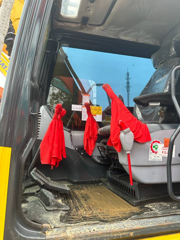 Komatsu PC 130  - Mini excavator: picture 2 Komatsu PC 130  - Mini excavator: picture 2