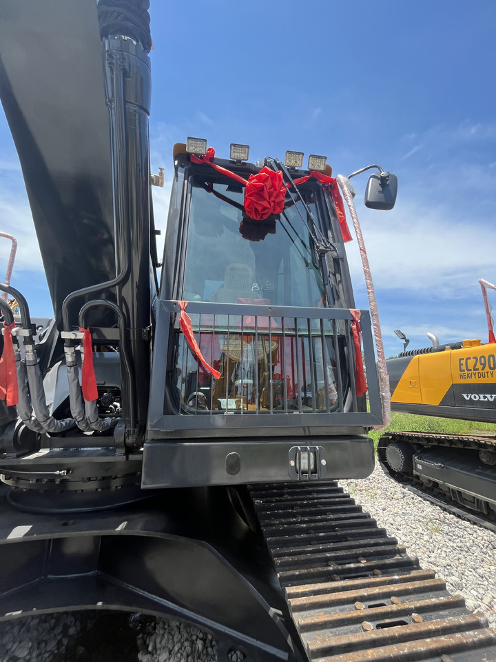 Volvo EC300DL - Crawler excavator: picture 3 Volvo EC300DL - Crawler excavator: picture 3