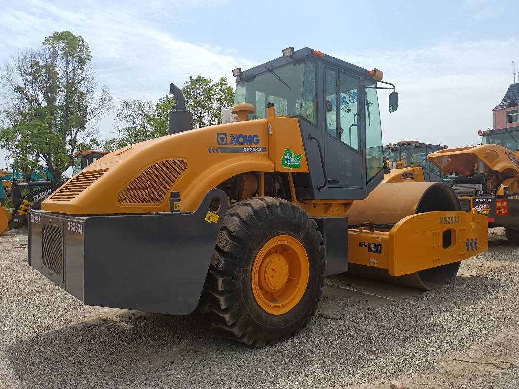XCMG XS 263J - Compactor: picture 2 XCMG XS 263J - Compactor: picture 2