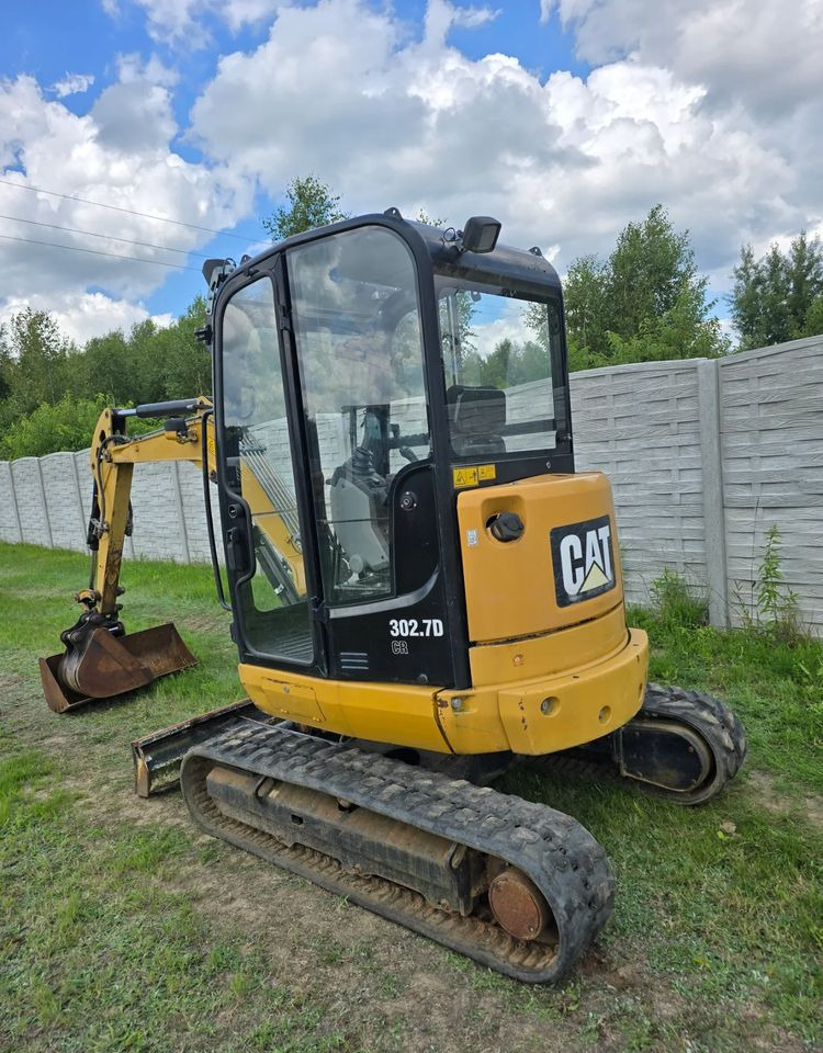 Mini excavator Caterpillar: picture 6