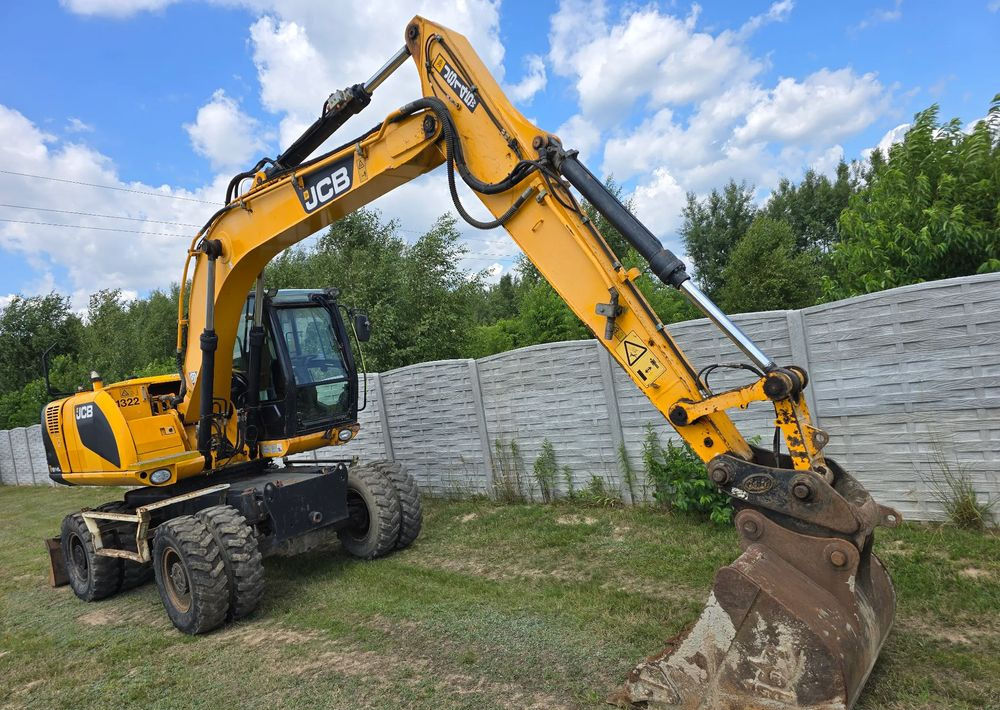Wheel excavator JCB: picture 11