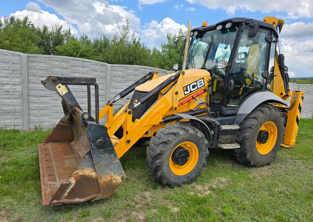 JCB - Backhoe loader: picture 1 JCB - Backhoe loader: picture 1