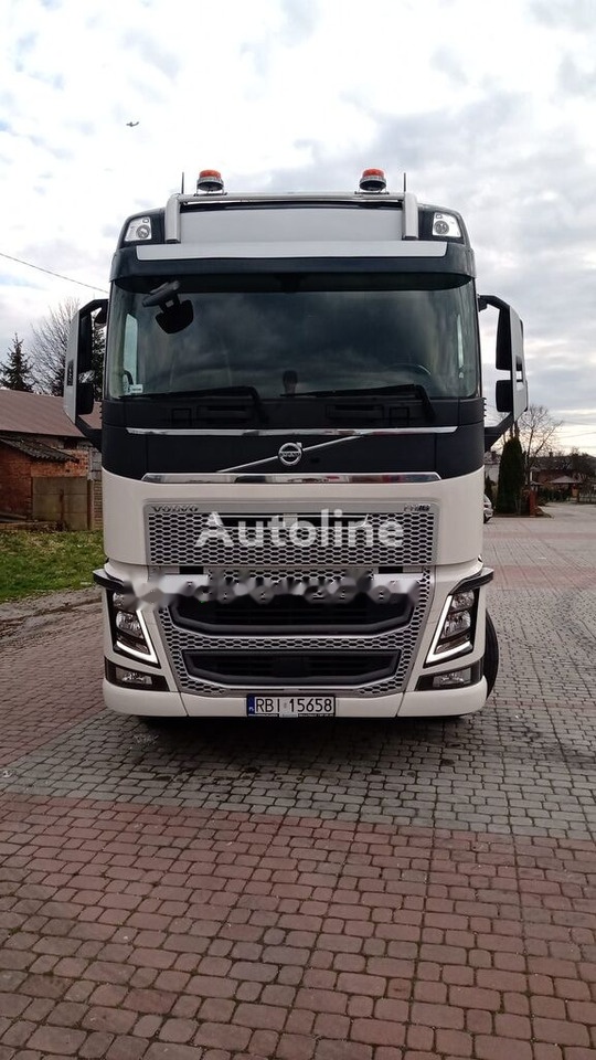 Volvo FH 16 - Tractor unit: picture 1 Volvo FH 16 - Tractor unit: picture 1