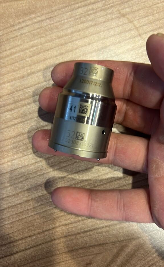 Valve Bosch 2010-2023 7135-588 Volvo and Renault - Fuel system for Truck: picture 4 Valve Bosch 2010-2023 7135-588 Volvo and Renault - Fuel system for Truck: picture 4