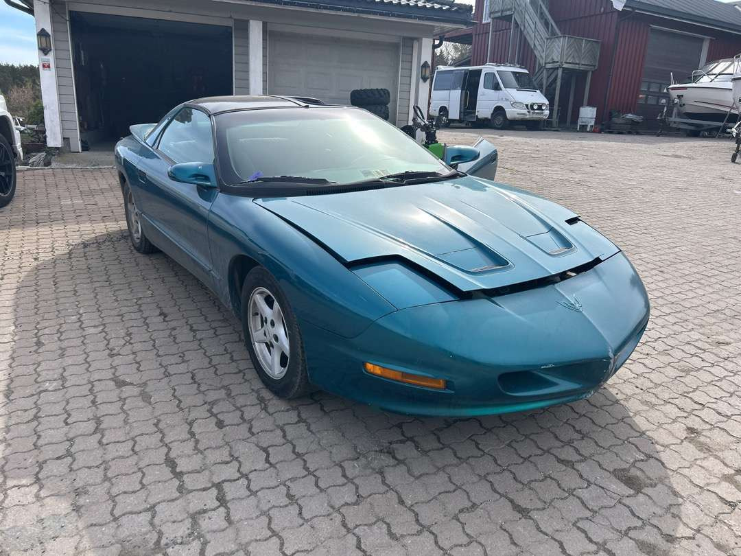 1996 Pontiac Firebird AUTOMAT TARGA SPORTSSETER AC - Car: picture 2 1996 Pontiac Firebird AUTOMAT TARGA SPORTSSETER AC - Car: picture 2