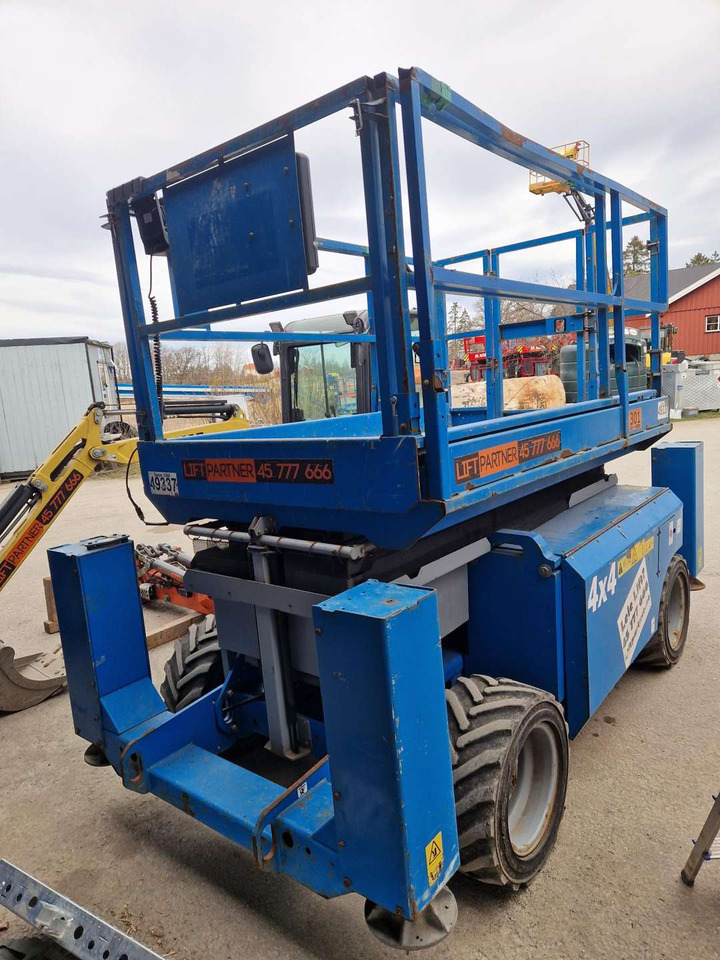 2007 Sakselift Genie 3268 - Aerial platform: picture 1 2007 Sakselift Genie 3268 - Aerial platform: picture 1