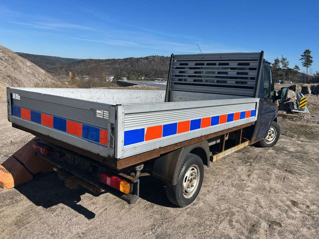 2012 Varebil/Planbil FORD TRANSIT (Rep.-objekt) EU-godkjent - Flatbed van: picture 3 2012 Varebil/Planbil FORD TRANSIT (Rep.-objekt) EU-godkjent - Flatbed van: picture 3