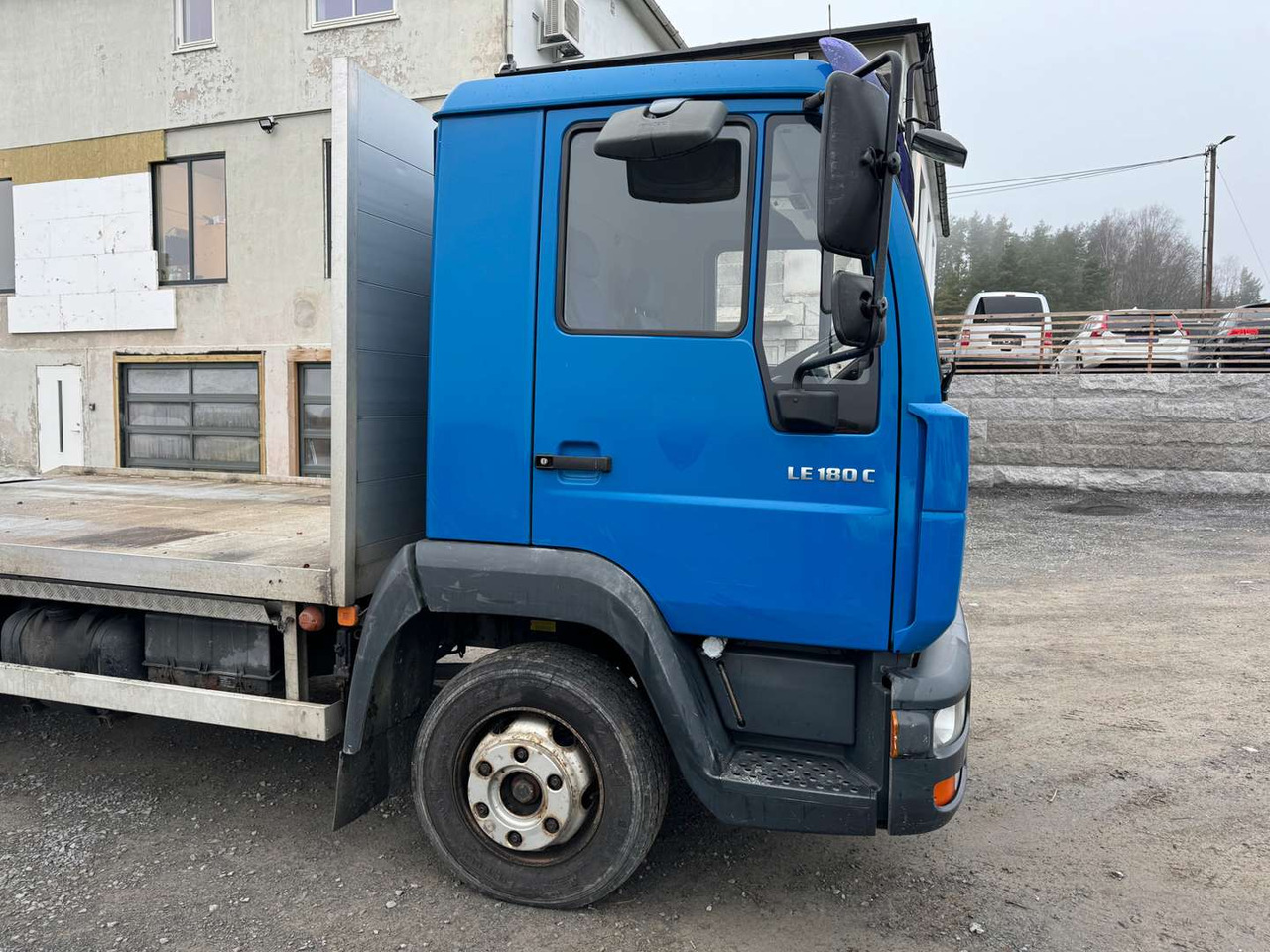 MAN LE 180 C Bilfrakter Lett lastebil - Autotransporter truck: picture 4 MAN LE 180 C Bilfrakter Lett lastebil - Autotransporter truck: picture 4