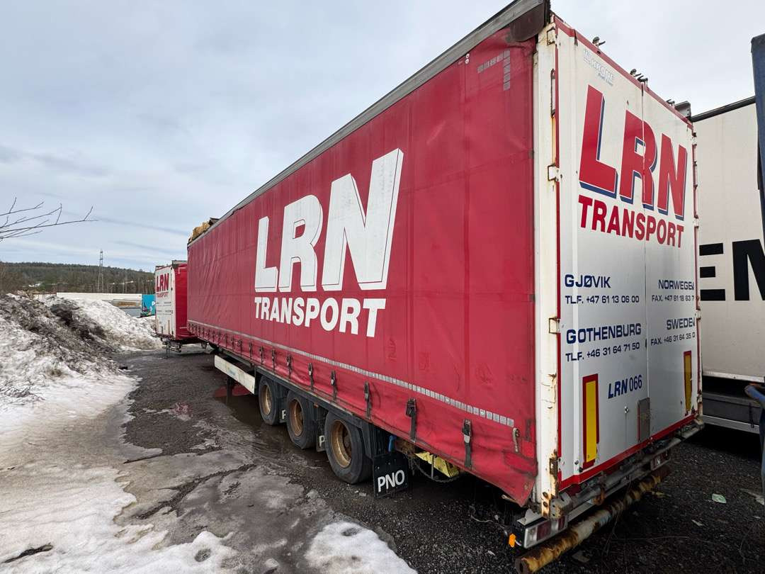 2015 KRONE Profi Liner / MEGA / Curtain / Lifting roof - Trailer: picture 1 2015 KRONE Profi Liner / MEGA / Curtain / Lifting roof - Trailer: picture 1