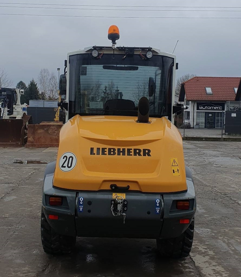 Liebherr L504C - Wheel loader: picture 3 Liebherr L504C - Wheel loader: picture 3