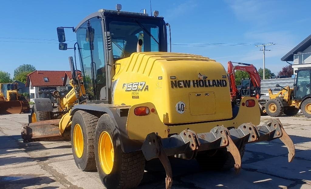 New Holland F 156.7 A - Grader: picture 2 New Holland F 156.7 A - Grader: picture 2