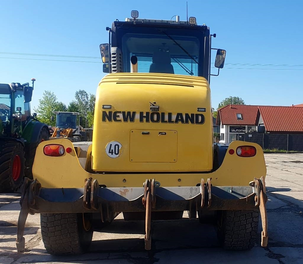 New Holland F 156.7 A - Grader: picture 3 New Holland F 156.7 A - Grader: picture 3