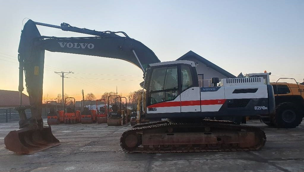 Volvo EC 250 D N L - Crawler excavator: picture 2 Volvo EC 250 D N L - Crawler excavator: picture 2