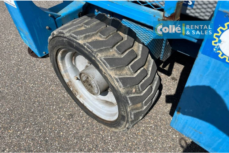 Scissor lift Genie GS 4390 RT | 2008: picture 12